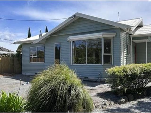 House for rent in Heathcote, Canterbury