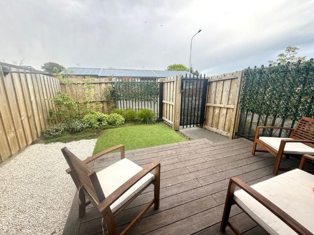 Townhouse for rent in Heathcote, Canterbury