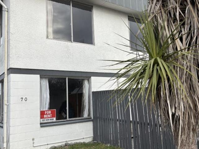 Apartment for rent in Edgeware, Canterbury