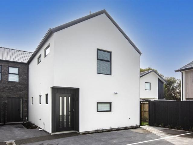 House for rent in Heathcote, Canterbury