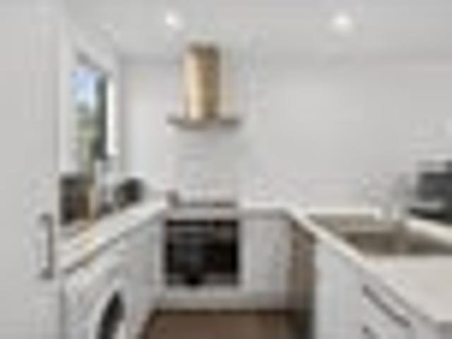Apartment for rent in Heathcote, Canterbury