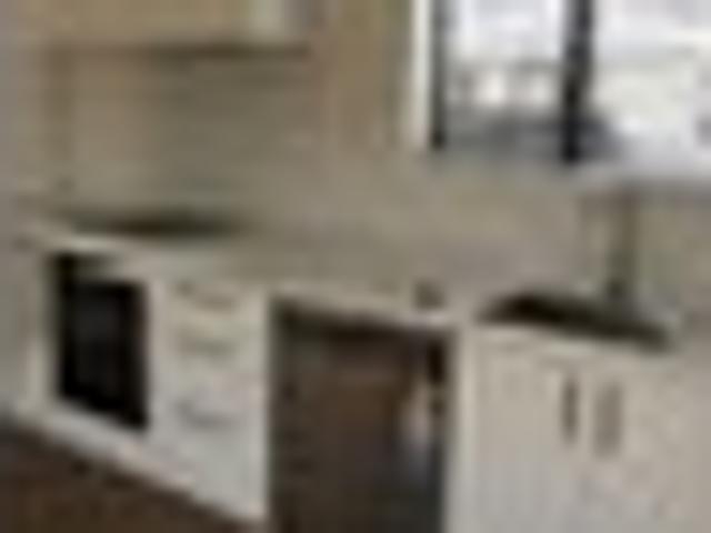 Townhouse for rent in Heathcote, Canterbury
