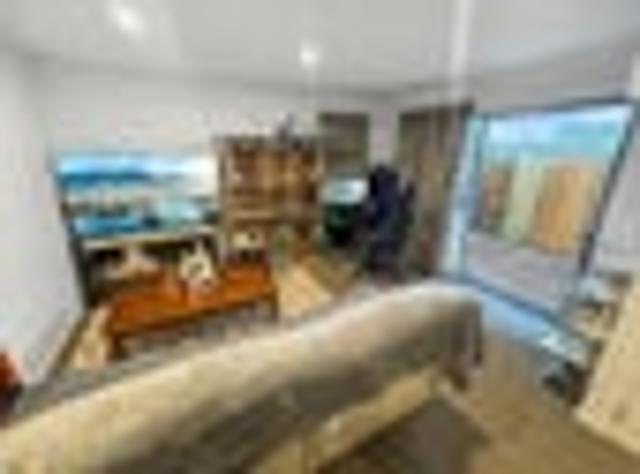 Townhouse for rent in Heathcote, Canterbury