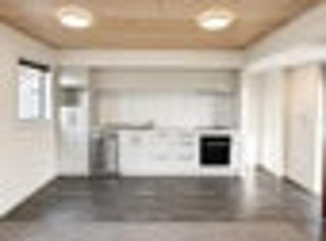 Townhouse for rent in Heathcote, Canterbury
