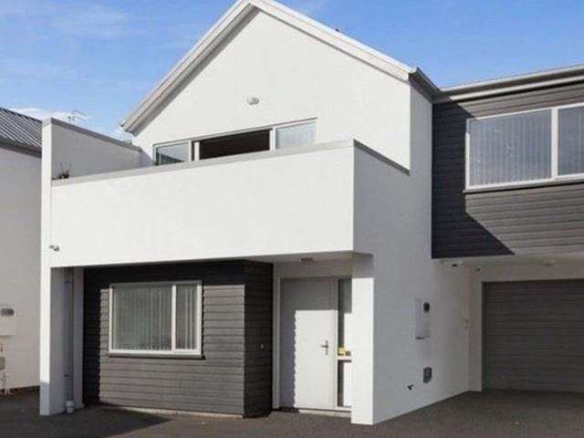 House for rent in Heathcote, Canterbury