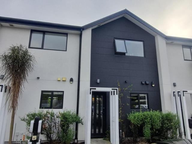House for rent in Heathcote, Canterbury