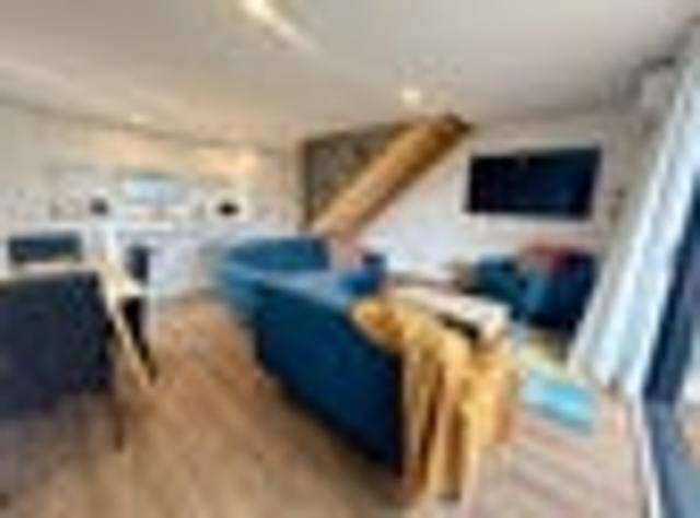 Townhouse for rent in Heathcote, Canterbury