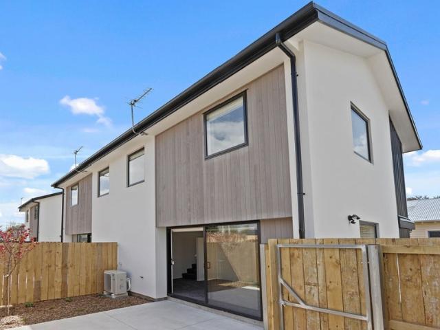 House for rent in Heathcote, Canterbury