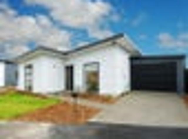 Townhouse for rent in Heathcote, Canterbury