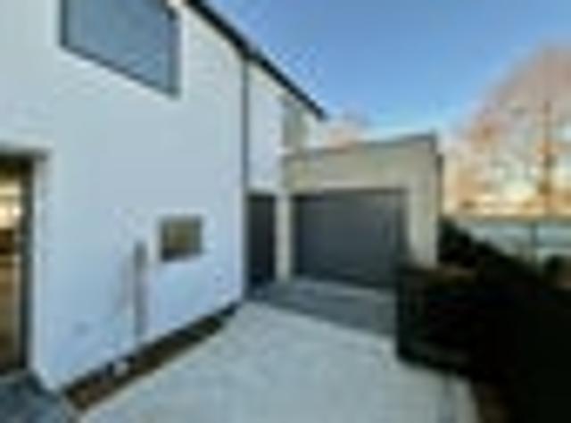 Apartment for rent in Heathcote, Canterbury