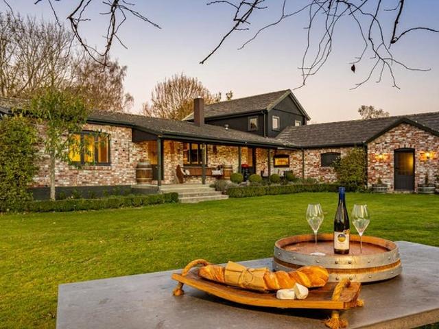 House for rent in Tasman