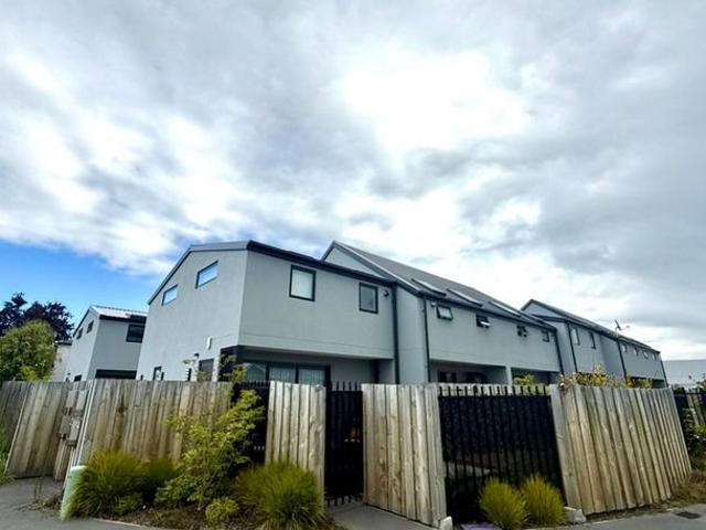 House for rent in Heathcote, Canterbury