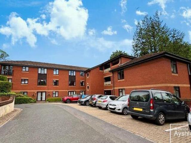 House for sale in Oldway, Livermead