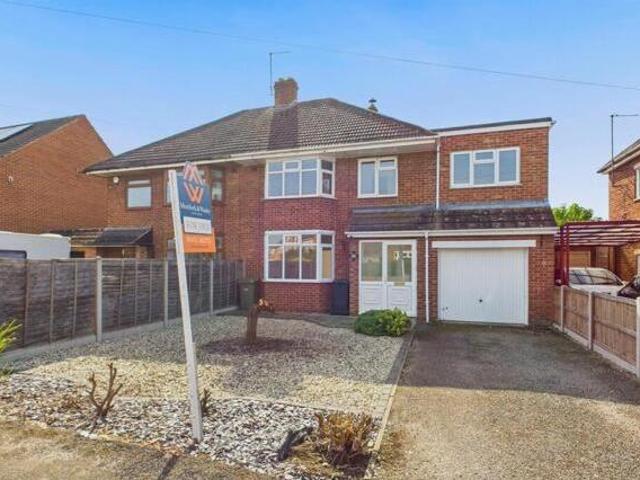 House for sale in Gloucester, Gloucestershire