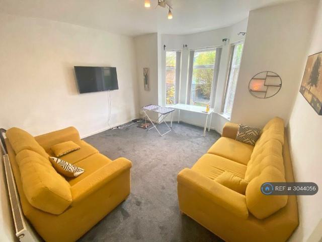House for rent in Victoria Park, Manchester