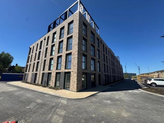 Apartment for rent in Richmond Hill, West Yorkshire