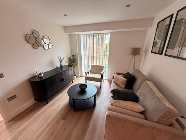 Apartment for rent in Richmond Hill, West Yorkshire