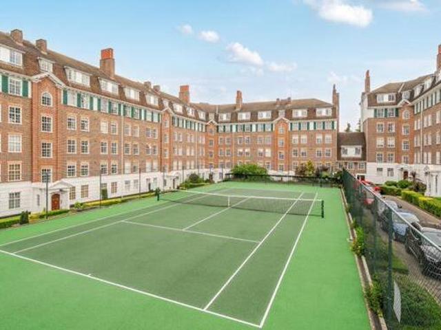 House for sale in Deepcut, Surrey