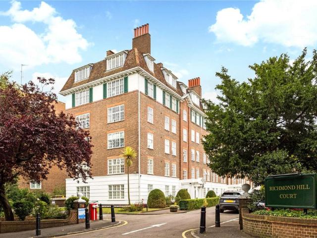 Apartment for rent in London Borough of Richmond upon Thames, Greater London