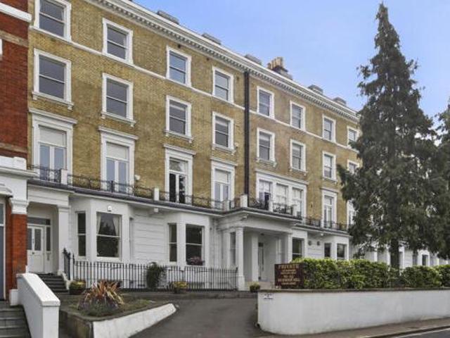 House for sale in Deepcut, Surrey