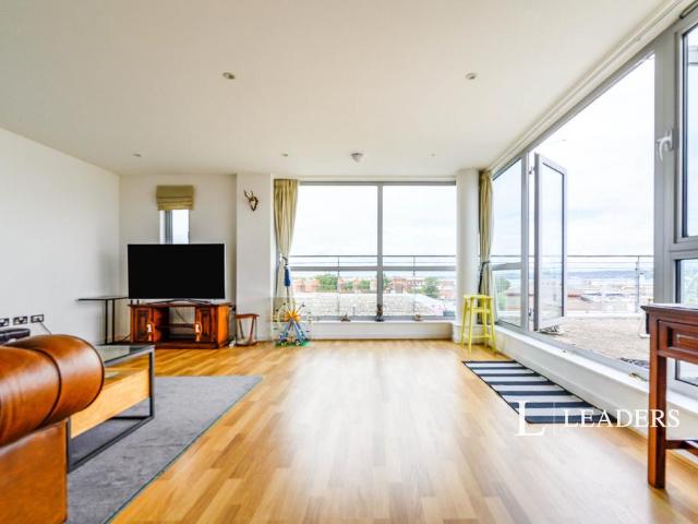 House for rent in Portsea, City Of Portsmouth