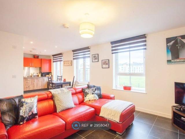 Apartment for rent in Hutchesontown, Oatlands