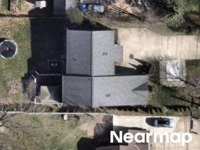 House for sale in Beachwood