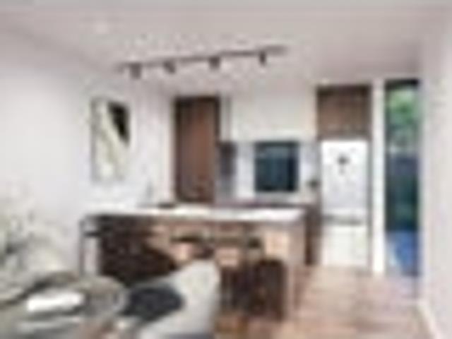 Townhouse for sale in Chaslands, Canterbury