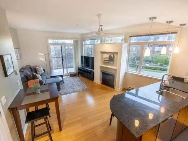 Apartment for rent in Saanich, British Columbia
