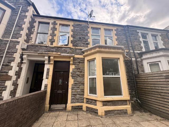 Apartment for rent in Plasnewydd, Falcon Lodge