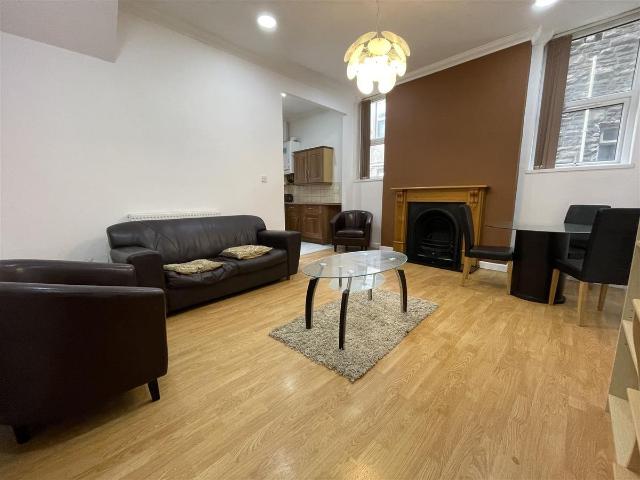 Apartment for rent in Plasnewydd, Cardiff