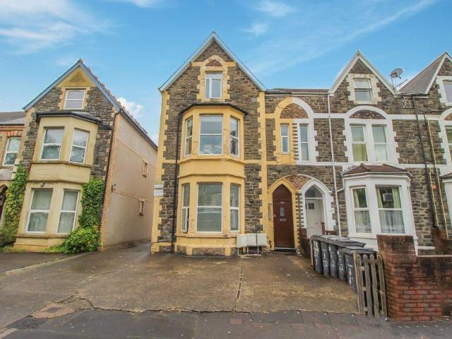 Apartment for rent in Plasnewydd, Falcon Lodge