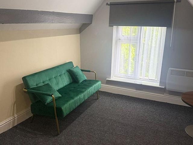 Studio for rent in Plasnewydd, Cardiff