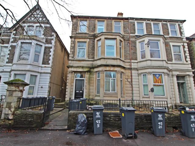 Apartment for rent in Plasnewydd, Falcon Lodge