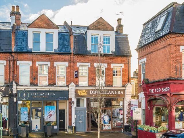Apartment for rent in St Margarets, Greater London