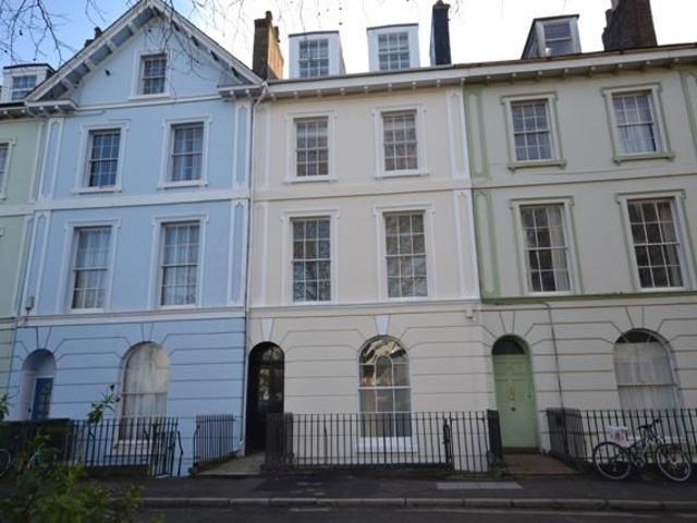 Apartment for rent in Watergate, Devon