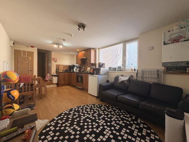 Apartment for rent in Castle Quarter, Falcon Lodge