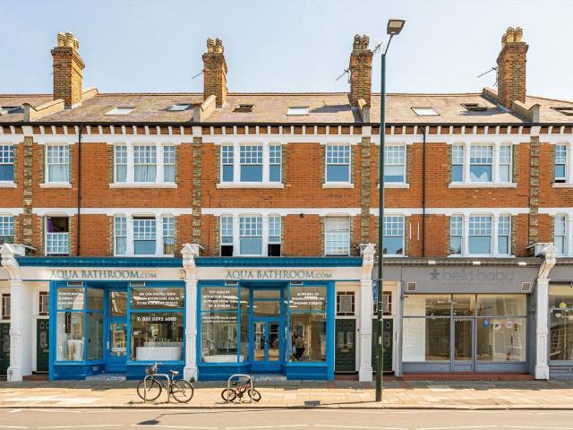 Apartment for rent in St Margarets, Greater London