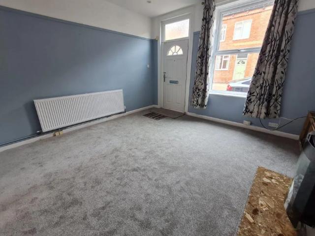 House for rent in Cutsyke, Castleford