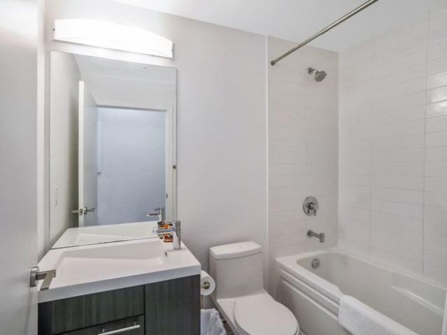 House for rent in Spadina—Fort York, Toronto