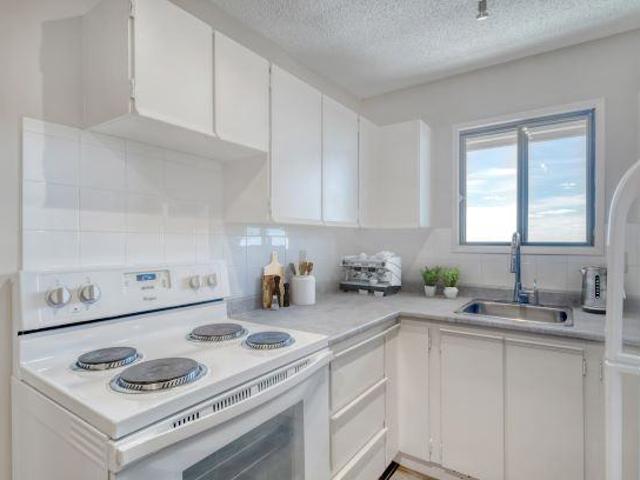 Apartment for rent in Northwest, Alberta