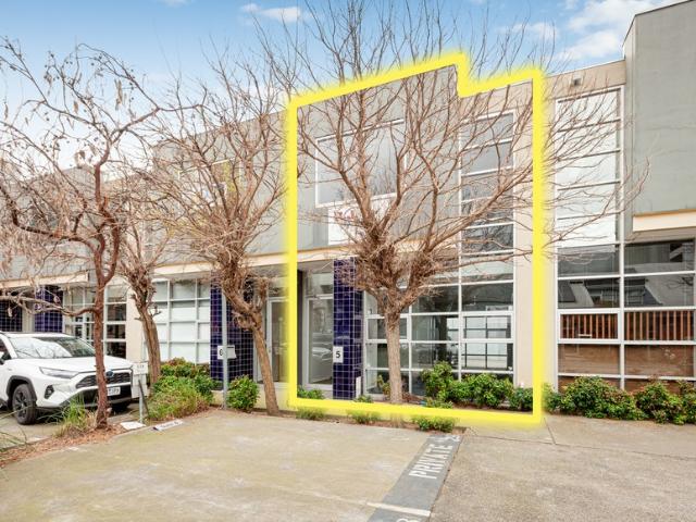 Office for rent in Camerons Creek, Victoria
