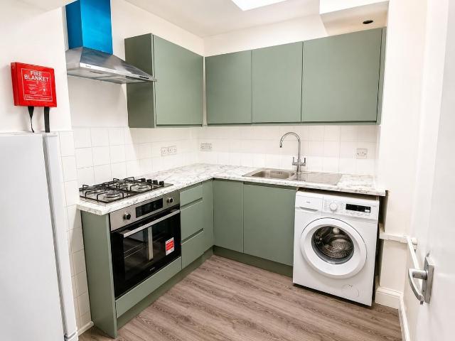 Apartment for rent in Shepherd's Bush, Greater London