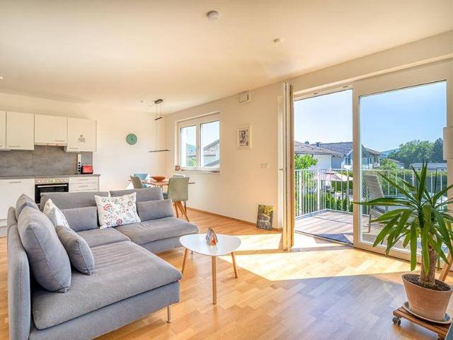 Apartment kaufen in Henndorf am Wallersee, Salzburg