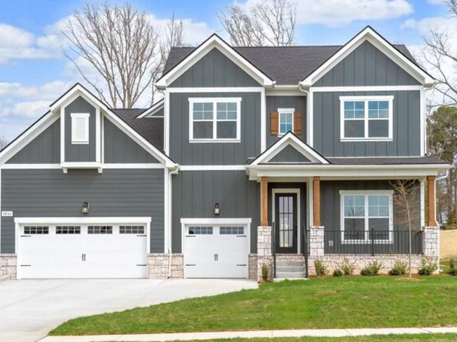 House for sale in Fairview House for sale in Fairview