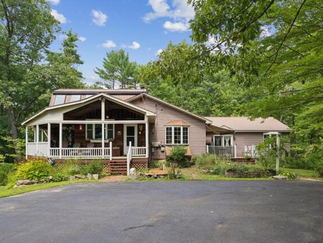 House for sale in Wards Cove, Standish
