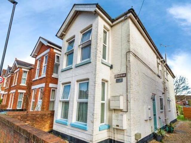 House for sale in Chilworth Old Village, Test Valley