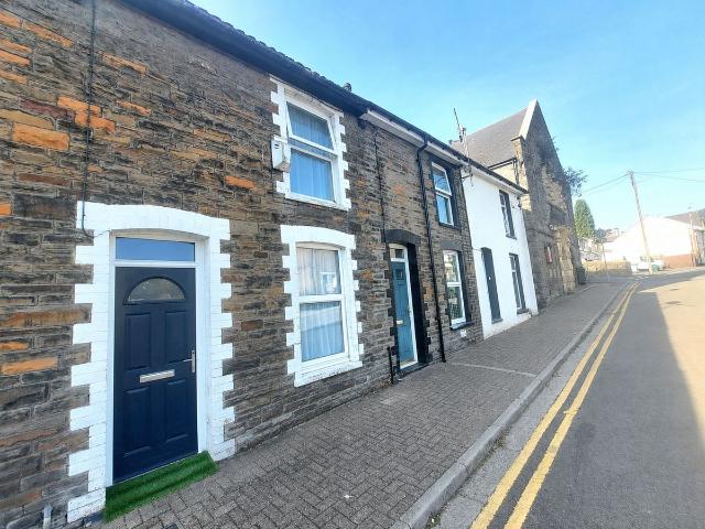 House for rent in Pontypridd, Wales