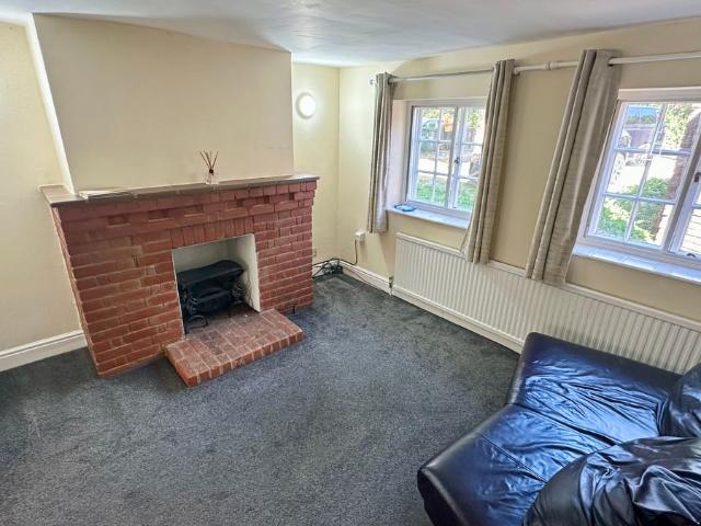 House for rent in Northwood, Greater London