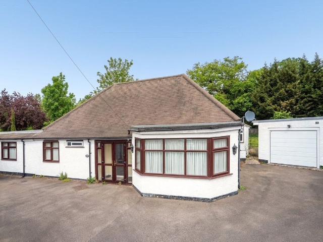 House for rent in Pinner, Greater London